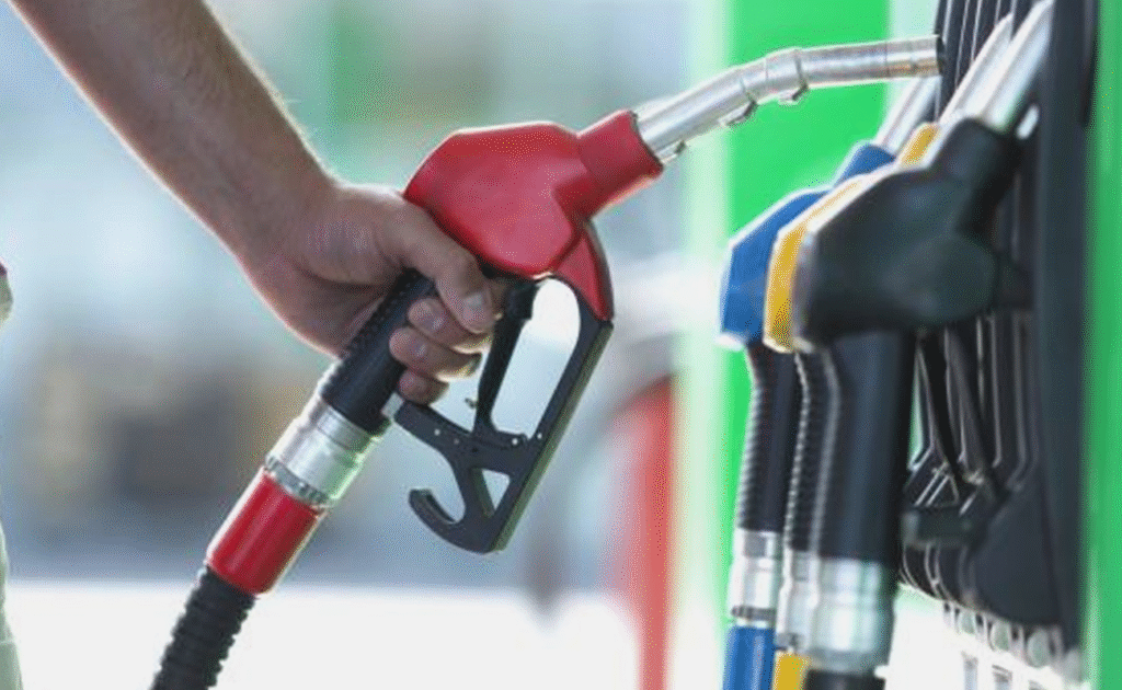 জ্বালানি তেলের দাম বাড়ল